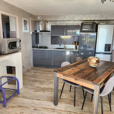 Rez De Jardin Vue *