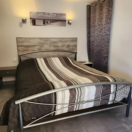 Apartment Rez De Jardin Vue