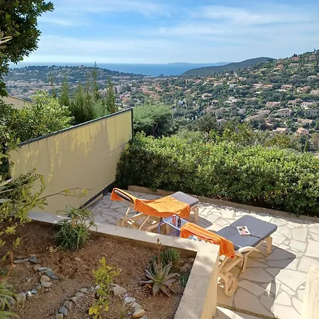 Rez De Jardin Vue Apartment *
